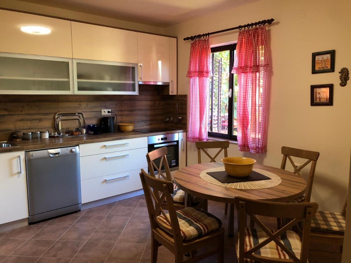 Holiday Home Andreja Malinska Exterior photo